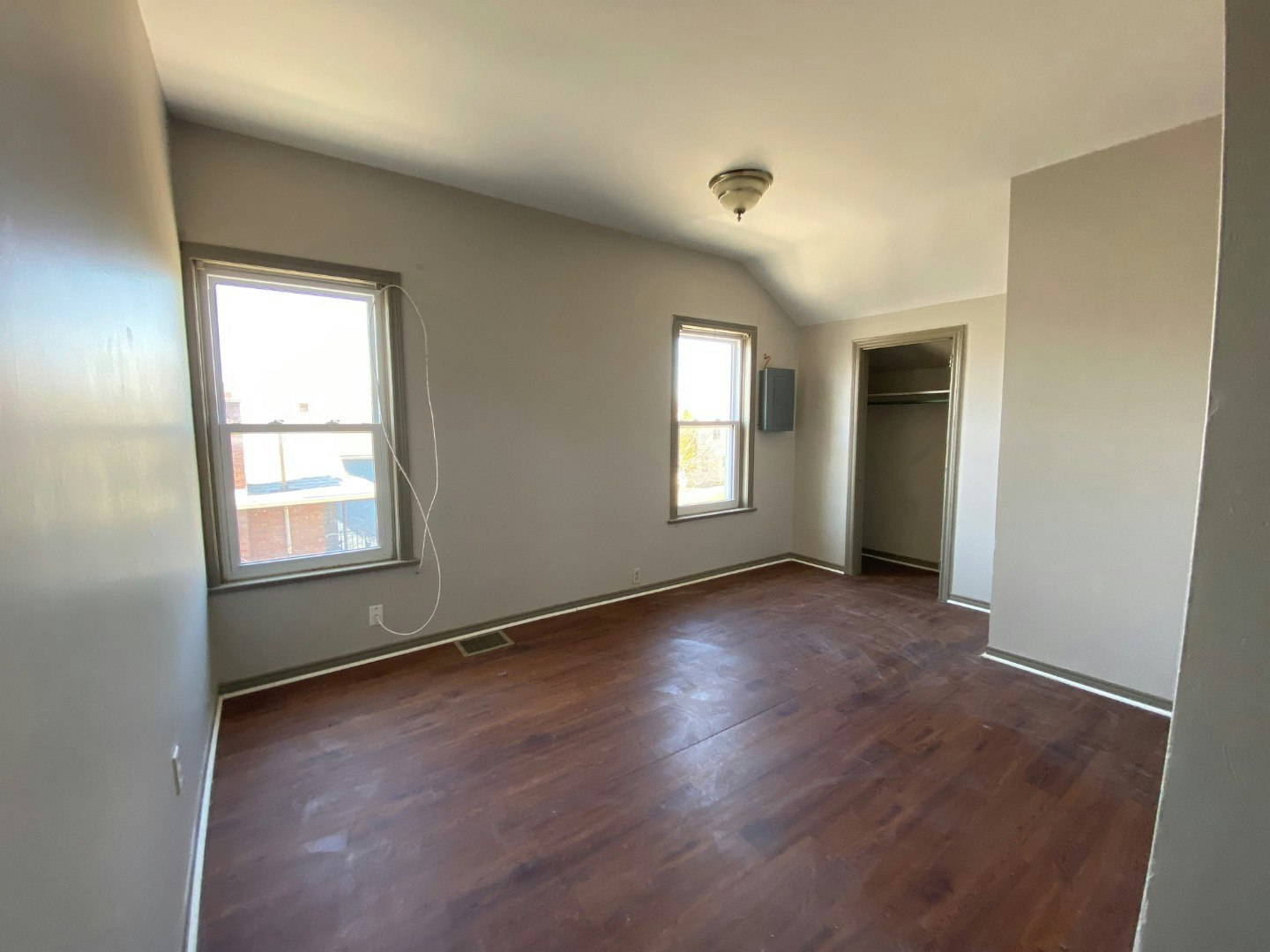 28 Eastchester Avenue, St. Catharines, ON, L2P 2V6 - 6