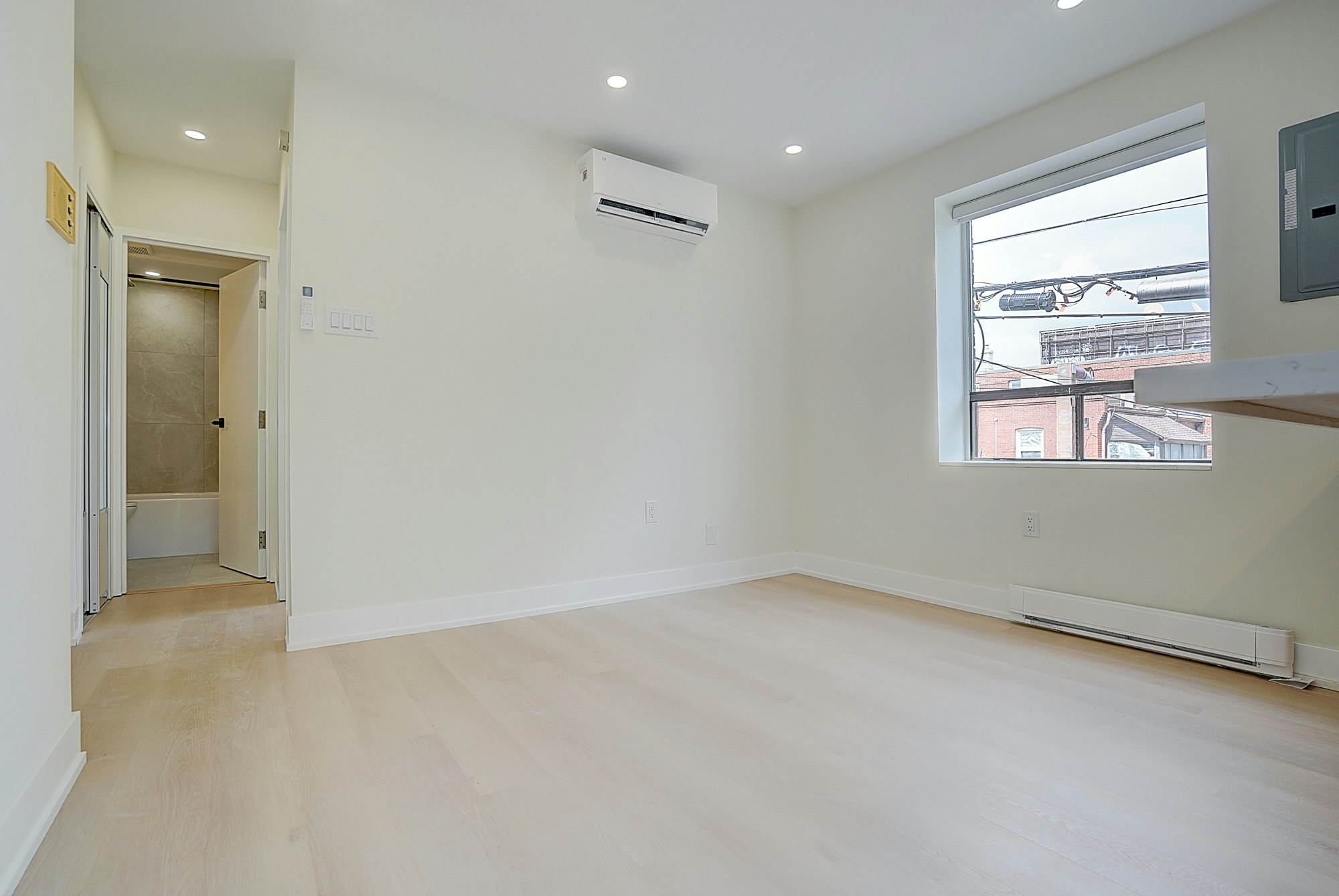 U201-240 Durie Street, Toronto, ON, M6S 3G1 - 15