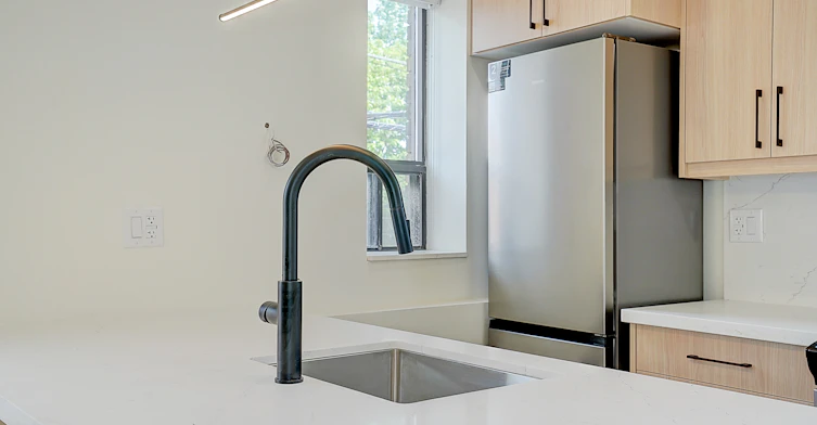 U201-240 Durie Street, Toronto, ON, M6S 3G1 - 8