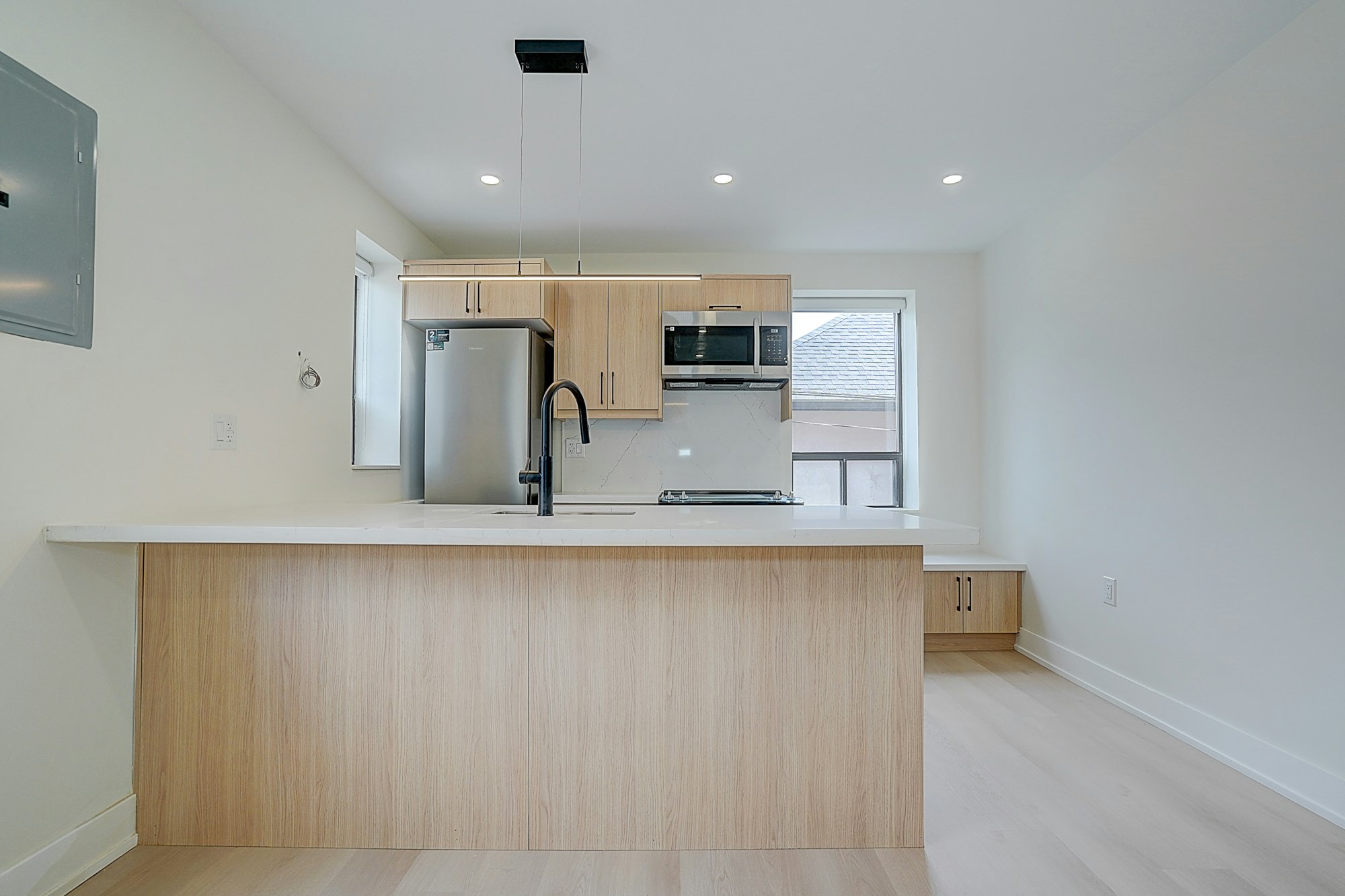 U201-240 Durie Street, Toronto, ON, M6S 3G1 - 6