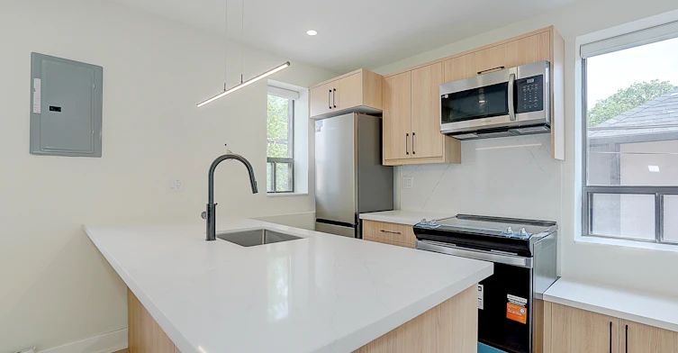 U201-240 Durie Street, Toronto, ON, M6S 3G1 - 7