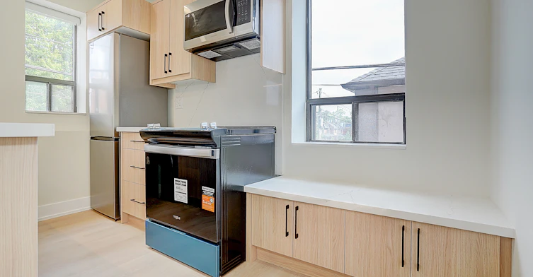 U201-240 Durie Street, Toronto, ON, M6S 3G1 - 10