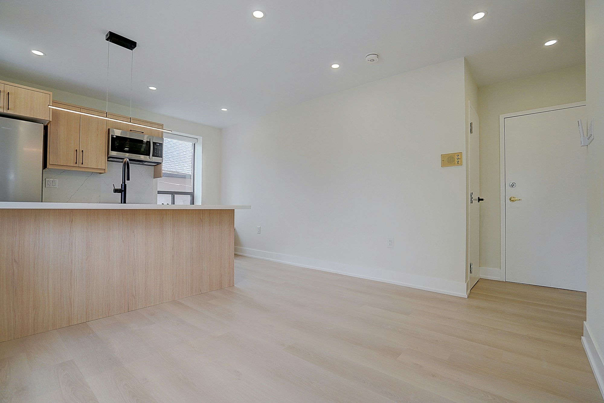 U201-240 Durie Street, Toronto, ON, M6S 3G1 - 18