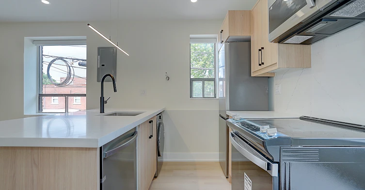U201-240 Durie Street, Toronto, ON, M6S 3G1 - 11