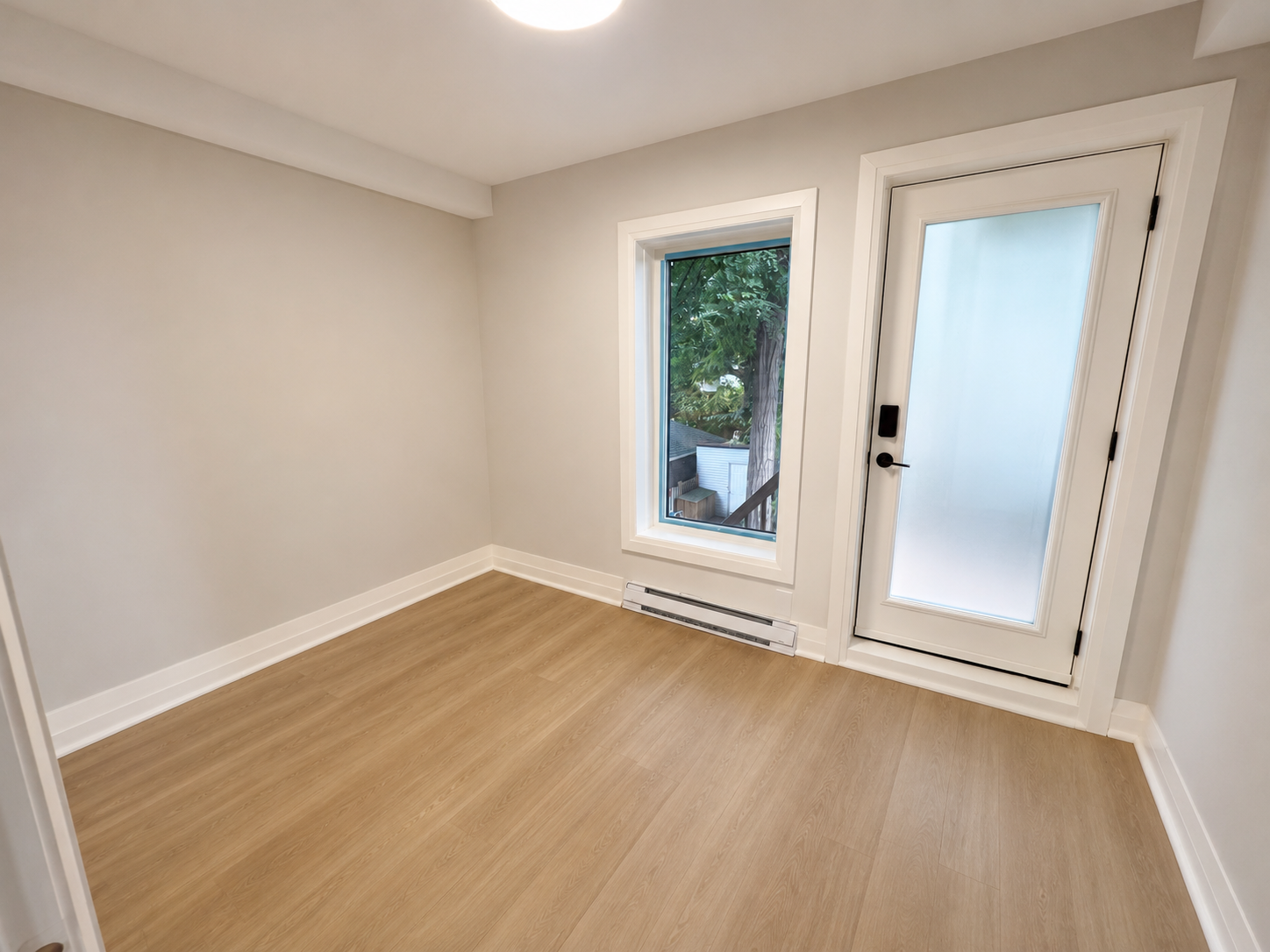 Unit 2-5 Cumberland Avenue, Hamilton, ON, L8M 1Y6 - 5