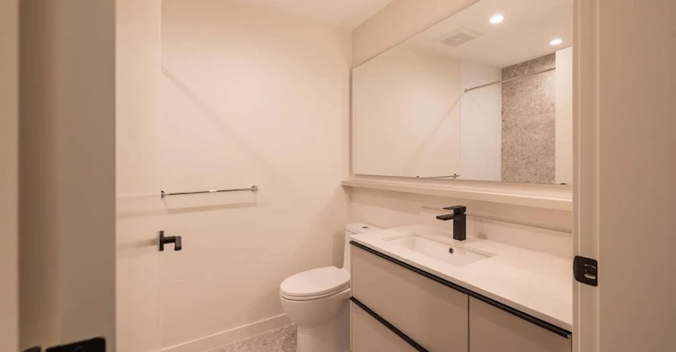 2015 Saint Johns Street, Port Moody, BC, V3H 0N5 - 6