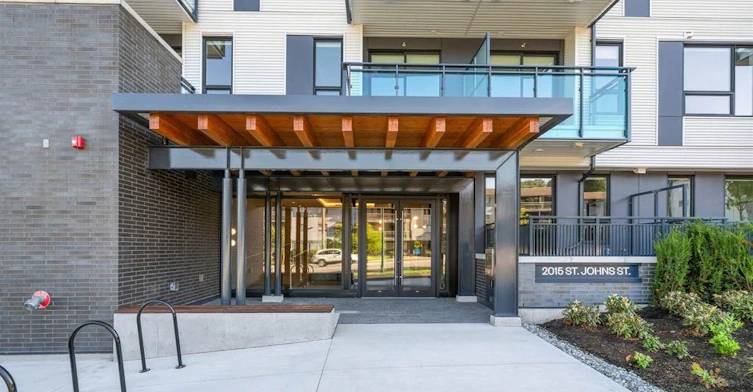 2015 Saint Johns Street, Port Moody, BC, V3H 0N5
