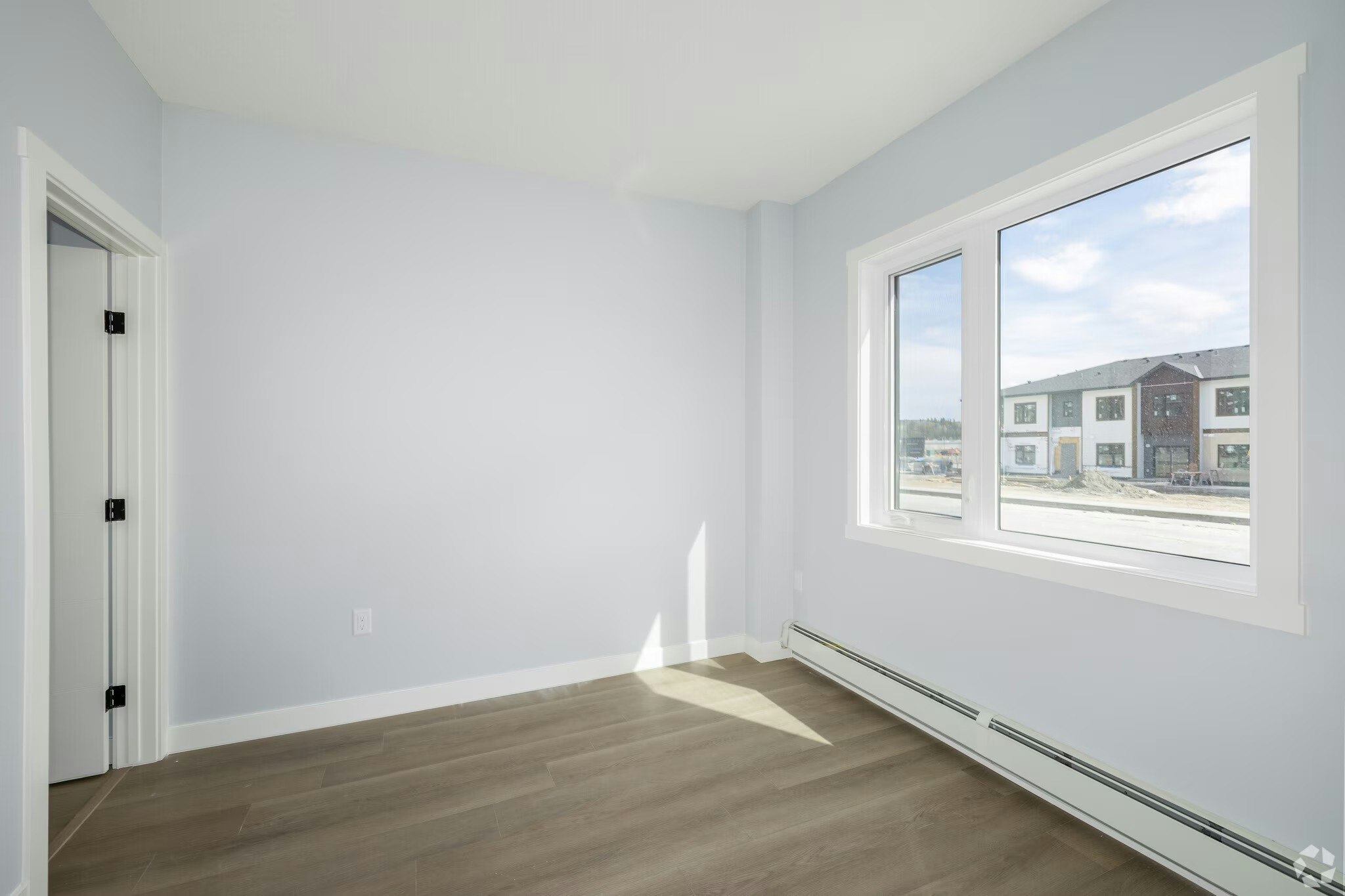 U1202-348 Greystone Boulevard, Cochrane, AB, T4C 1C6 - 3