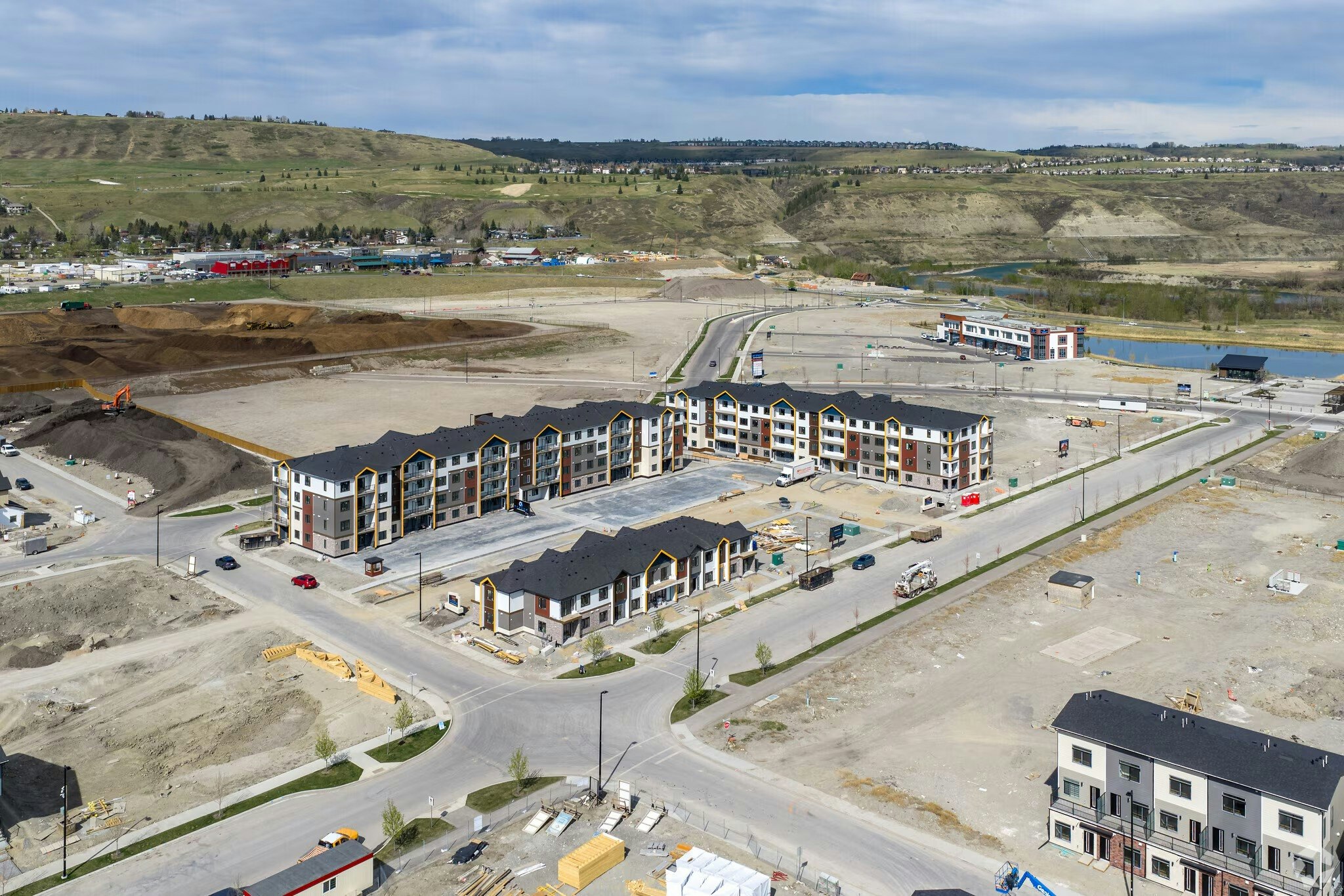 U1202-348 Greystone Boulevard, Cochrane, AB, T4C 1C6 - 10
