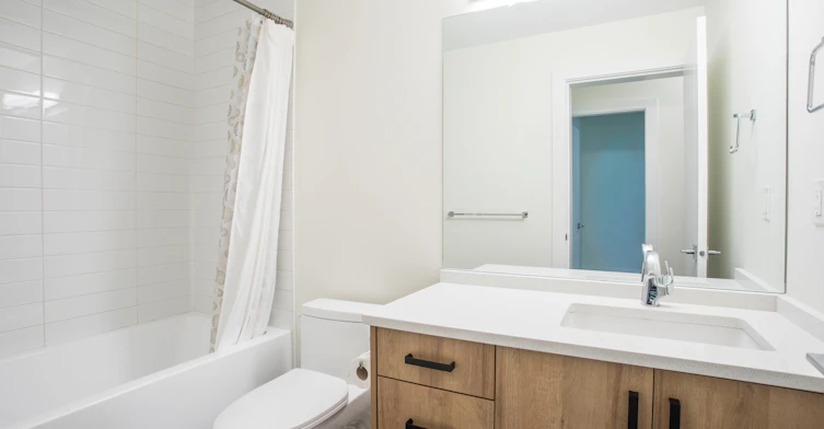 BSMT-156 A Street, Surrey, BC, V4N 6T6 - 13