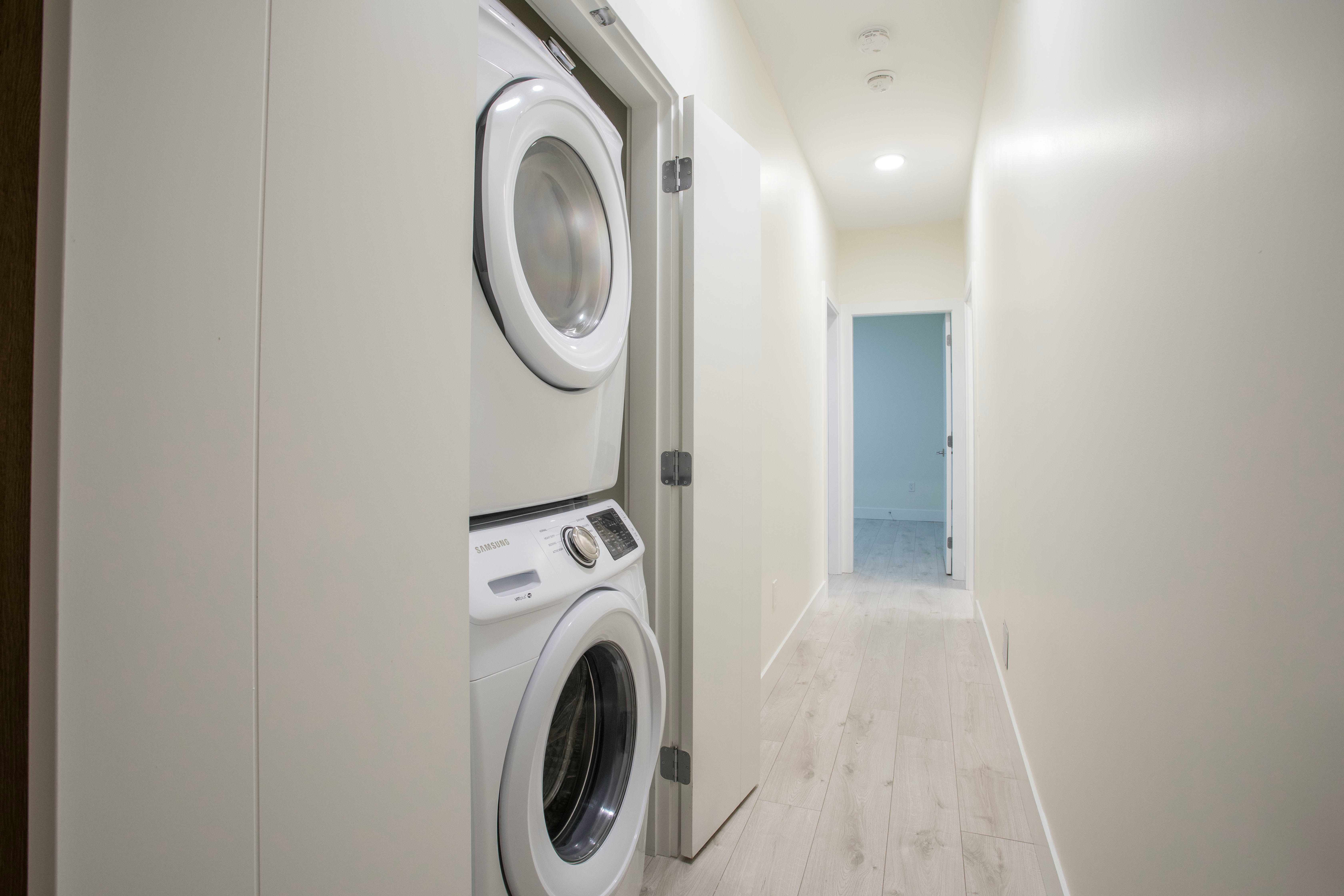 BSMT-156 A Street, Surrey, BC, V4N 6T6 - 17