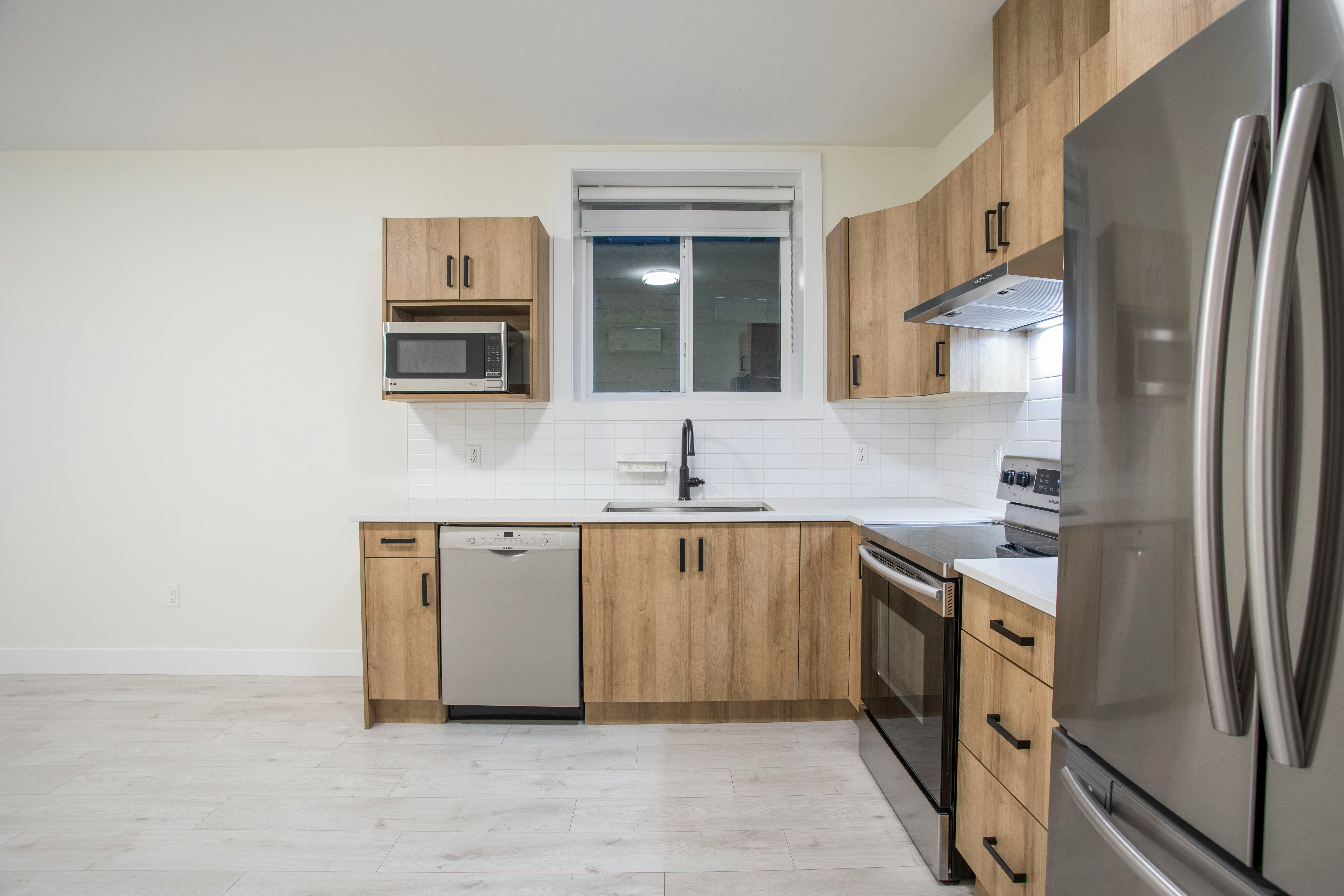 BSMT-156 A Street, Surrey, BC, V4N 6T6 - 4