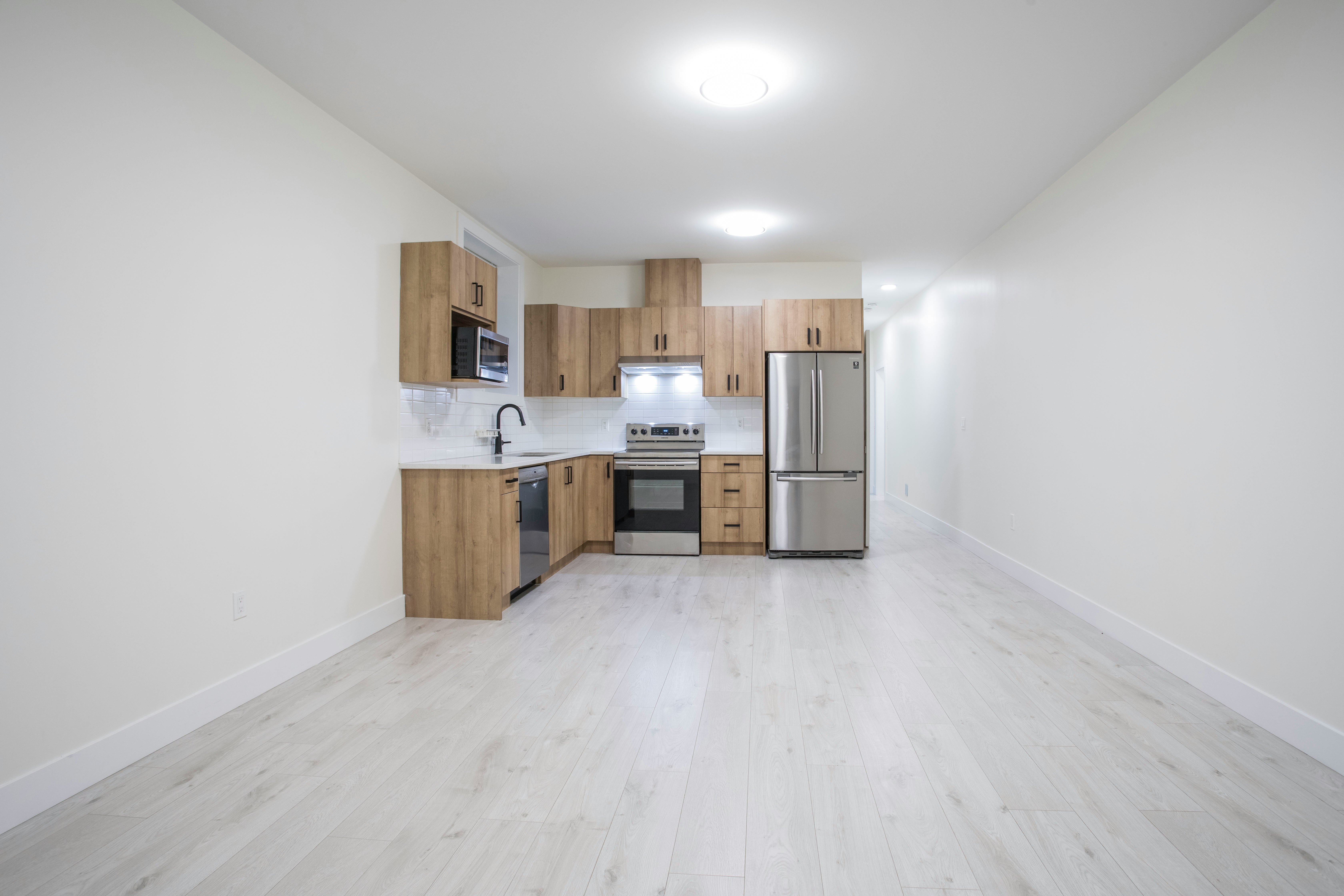 BSMT-156 A Street, Surrey, BC, V4N 6T6 - 9