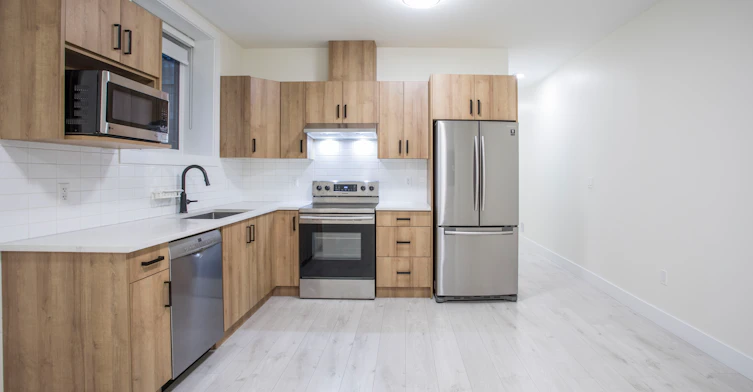BSMT-156 A Street, Surrey, BC, V4N 6T6 - 2