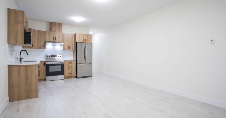 BSMT-156 A Street, Surrey, BC, V4N 6T6 - 10