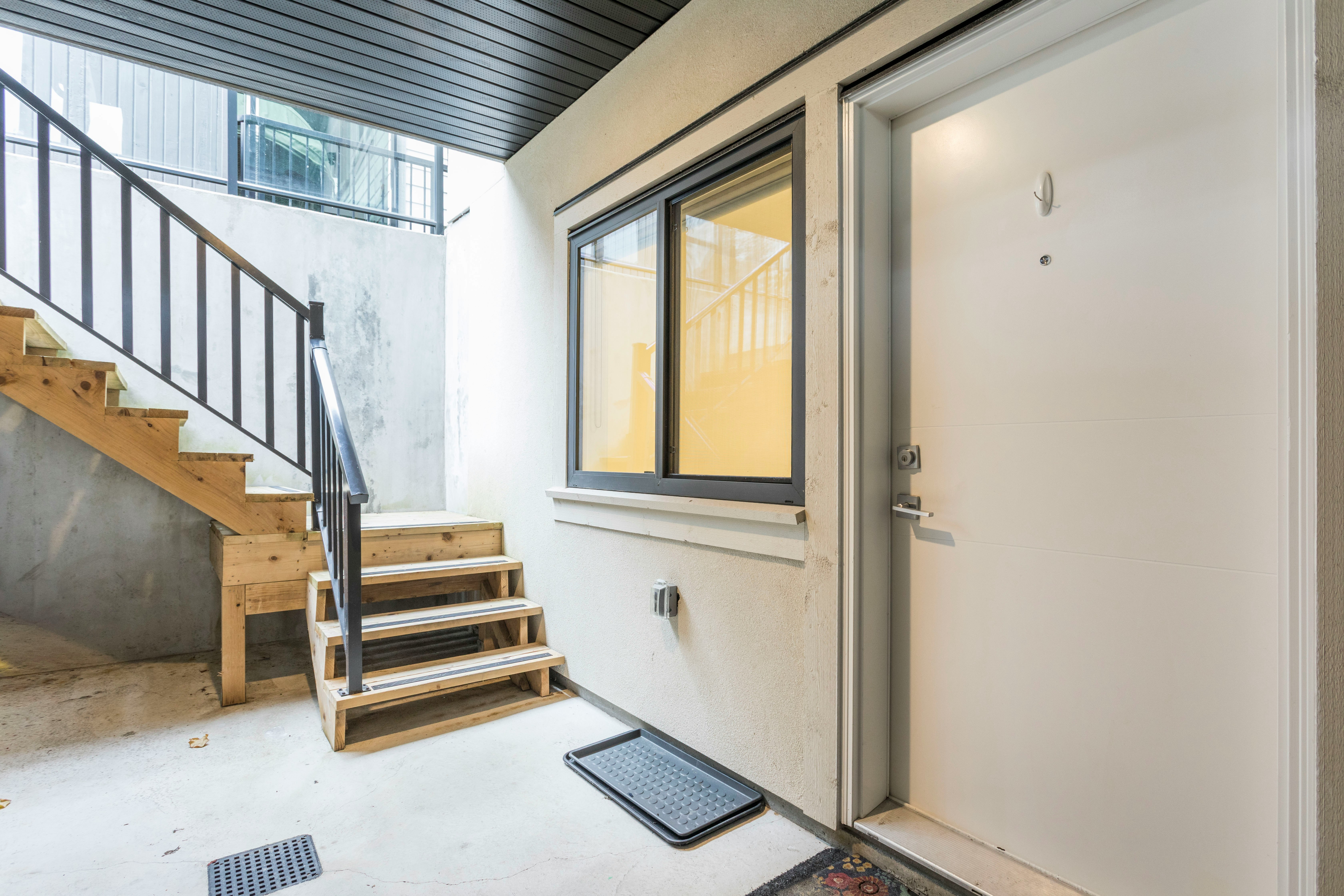BSMT-156 A Street, Surrey, BC, V4N 6T6 - 18