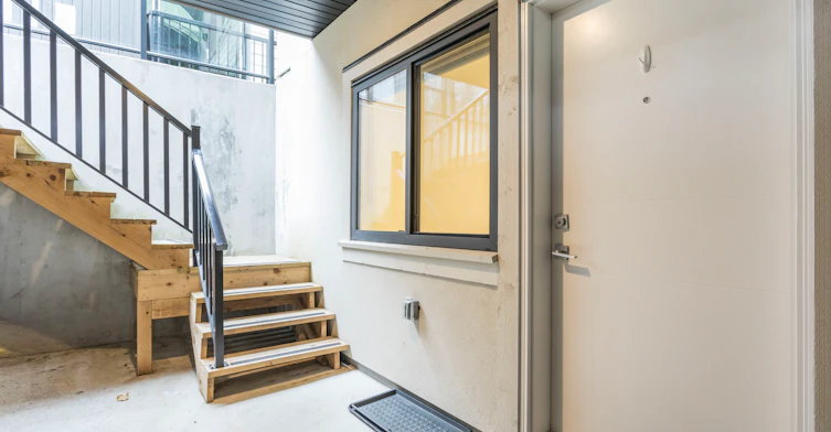 BSMT-156 A Street, Surrey, BC, V4N 6T6 - 18