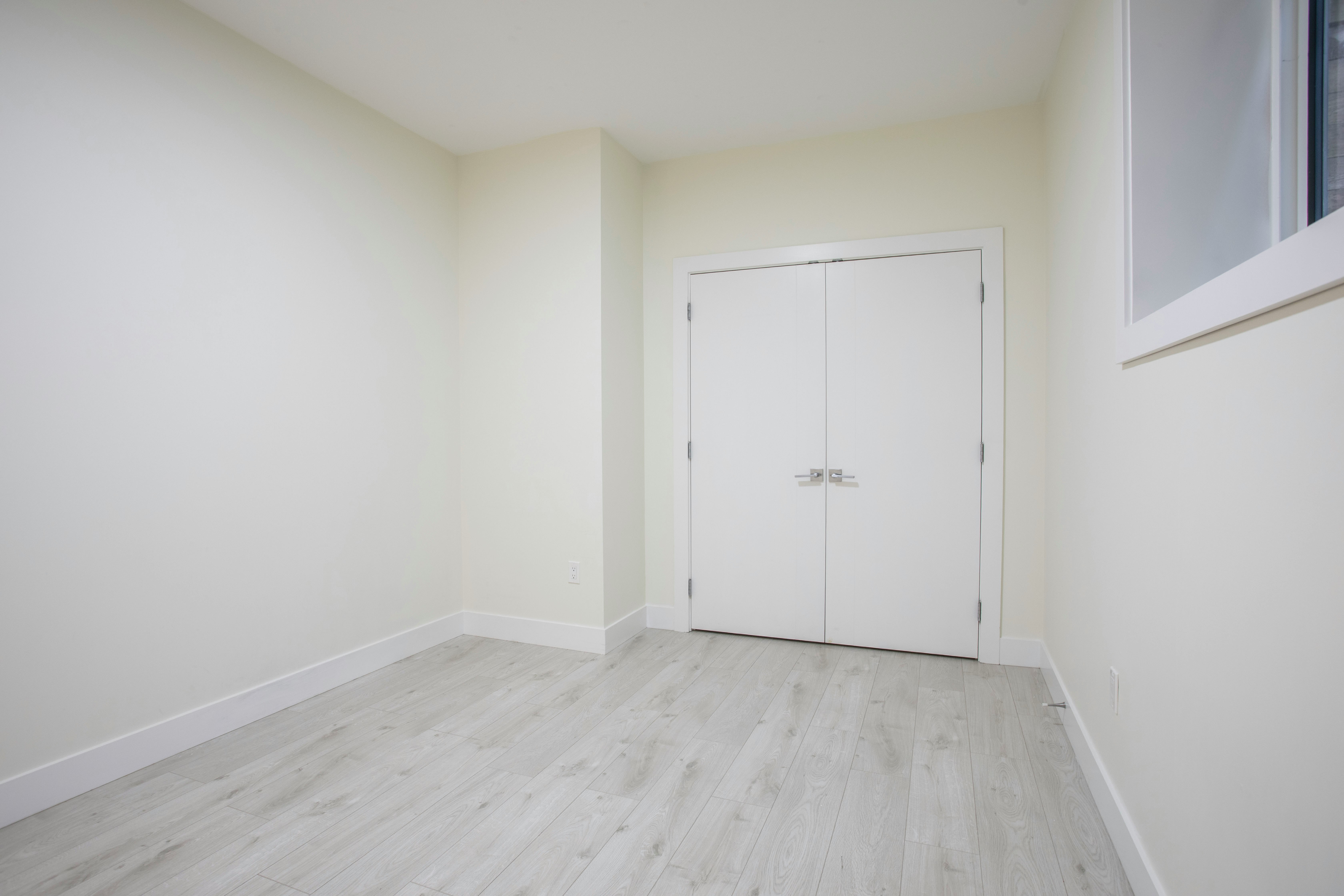 BSMT-156 A Street, Surrey, BC, V4N 6T6 - 12