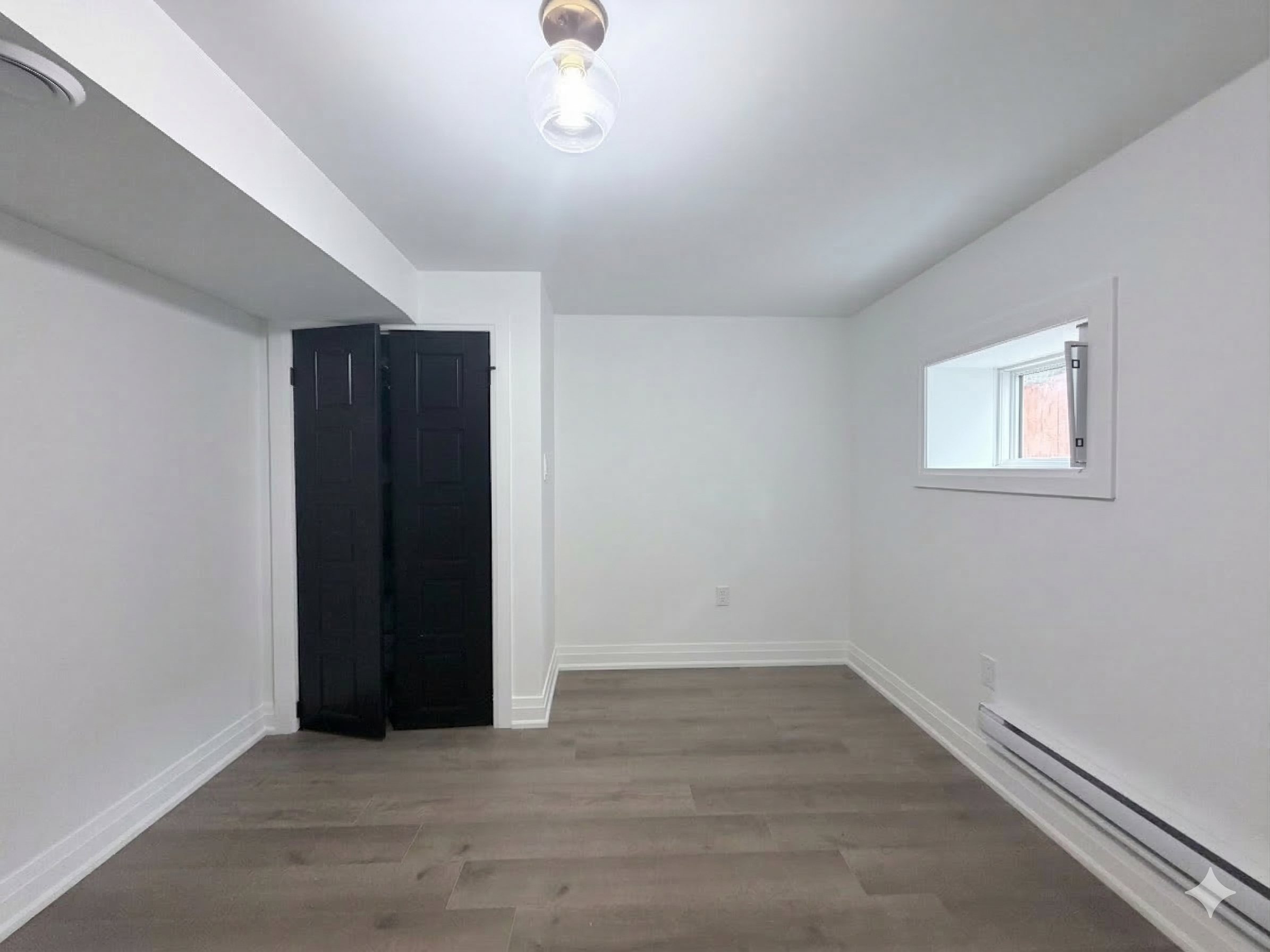 Basement-184 Ottawa Street S, Hamilton, ON, L8K 2E6 - 5