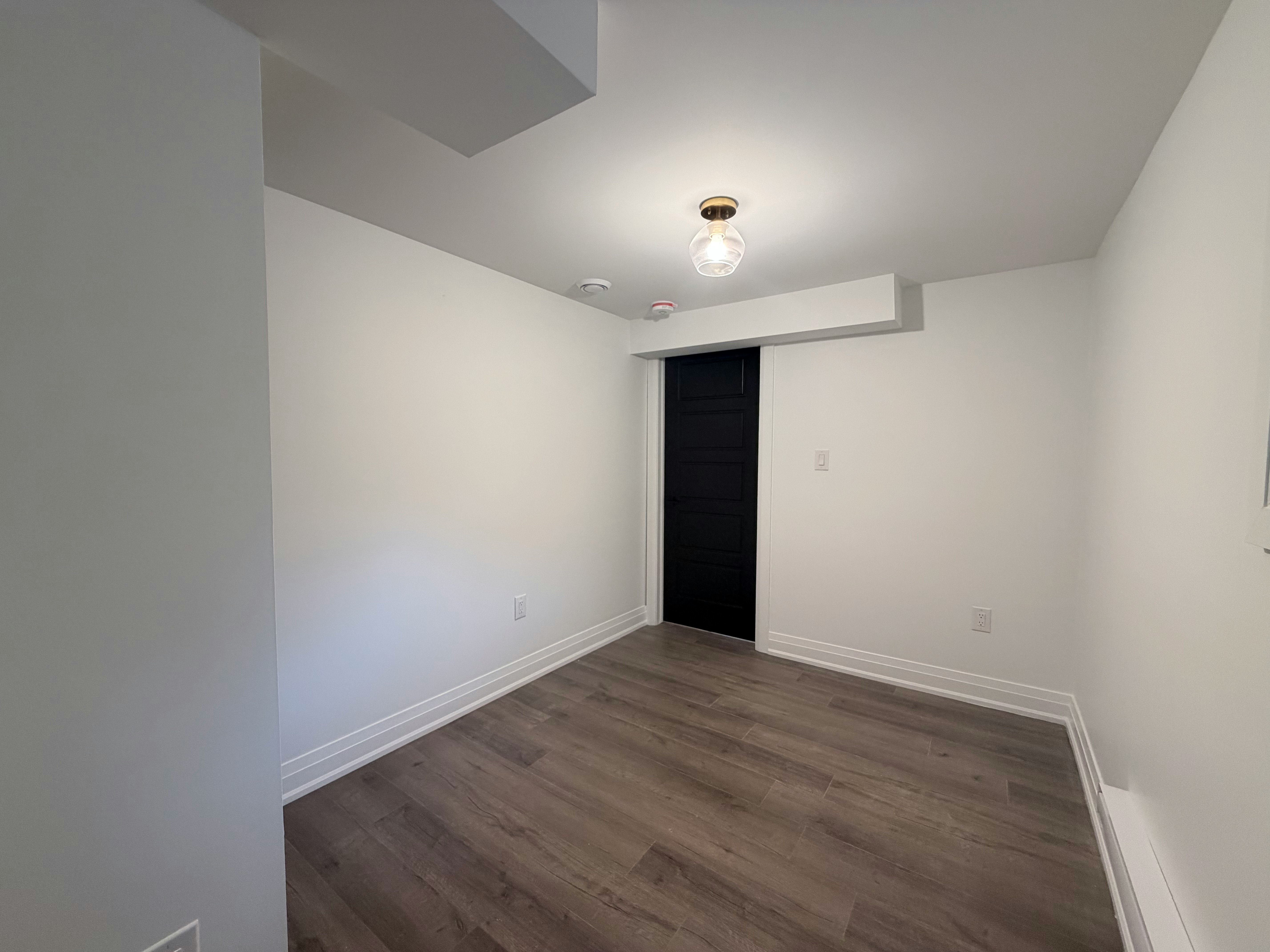 Basement-184 Ottawa Street S, Hamilton, ON, L8K 2E6 - 12