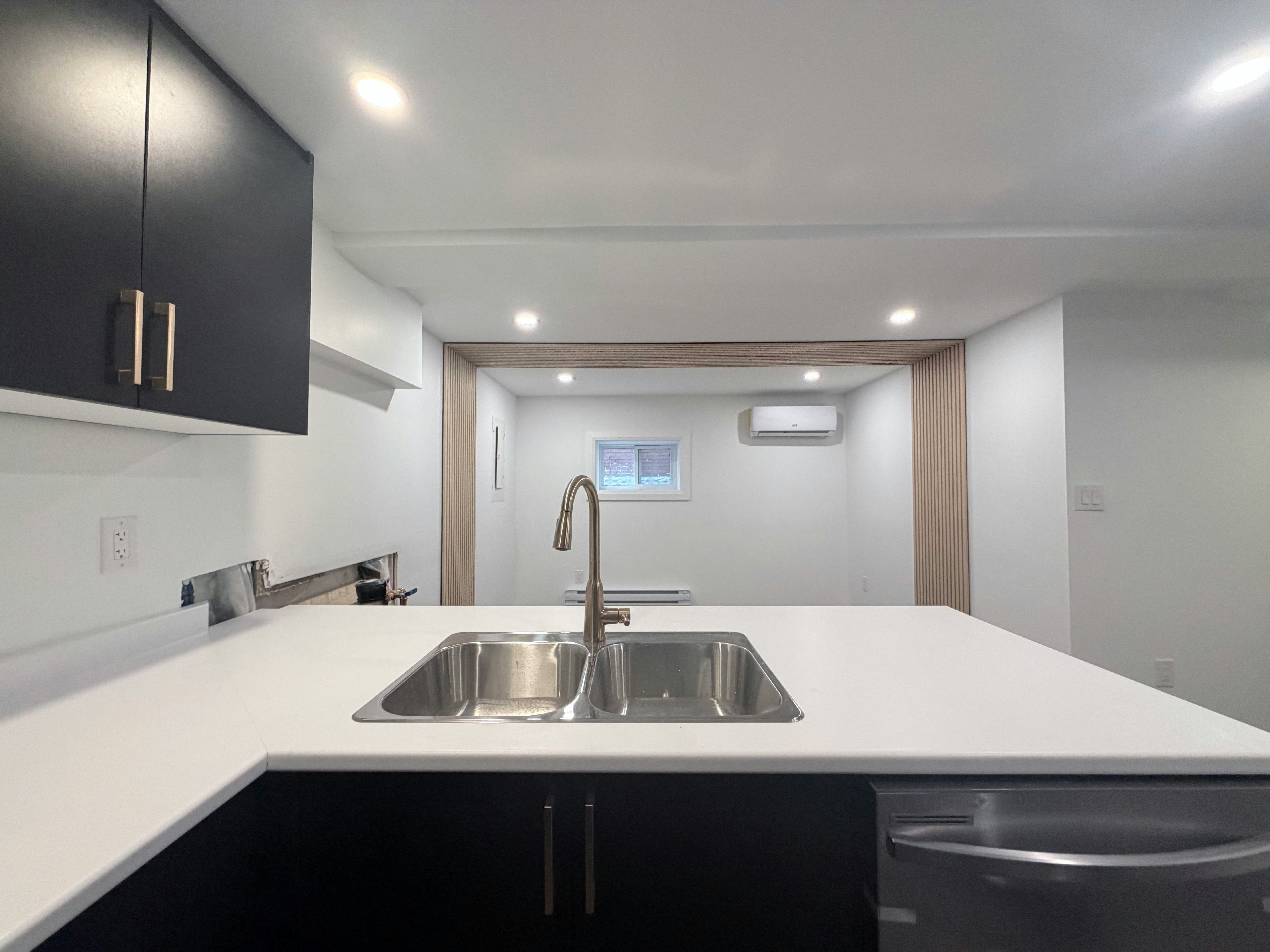 Basement-184 Ottawa Street S, Hamilton, ON, L8K 2E6 - 8