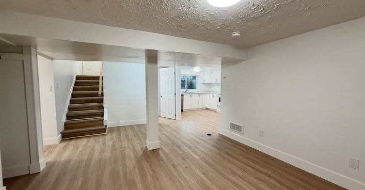 428 Thorold Road, Welland, ON, L3C 3W6 - 7