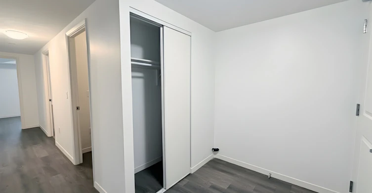 220 Cannon Street E, Hamilton, ON, L8L 2B1 - 12