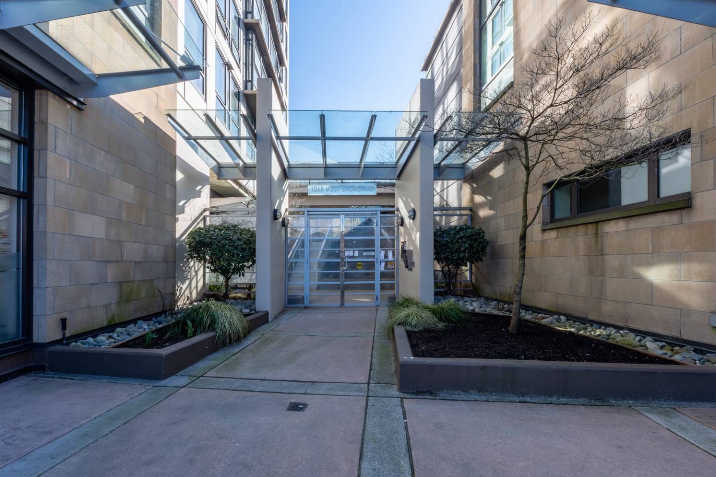 1503-1068 W Broadway, Vancouver, BC, V6H 0A7 - 2