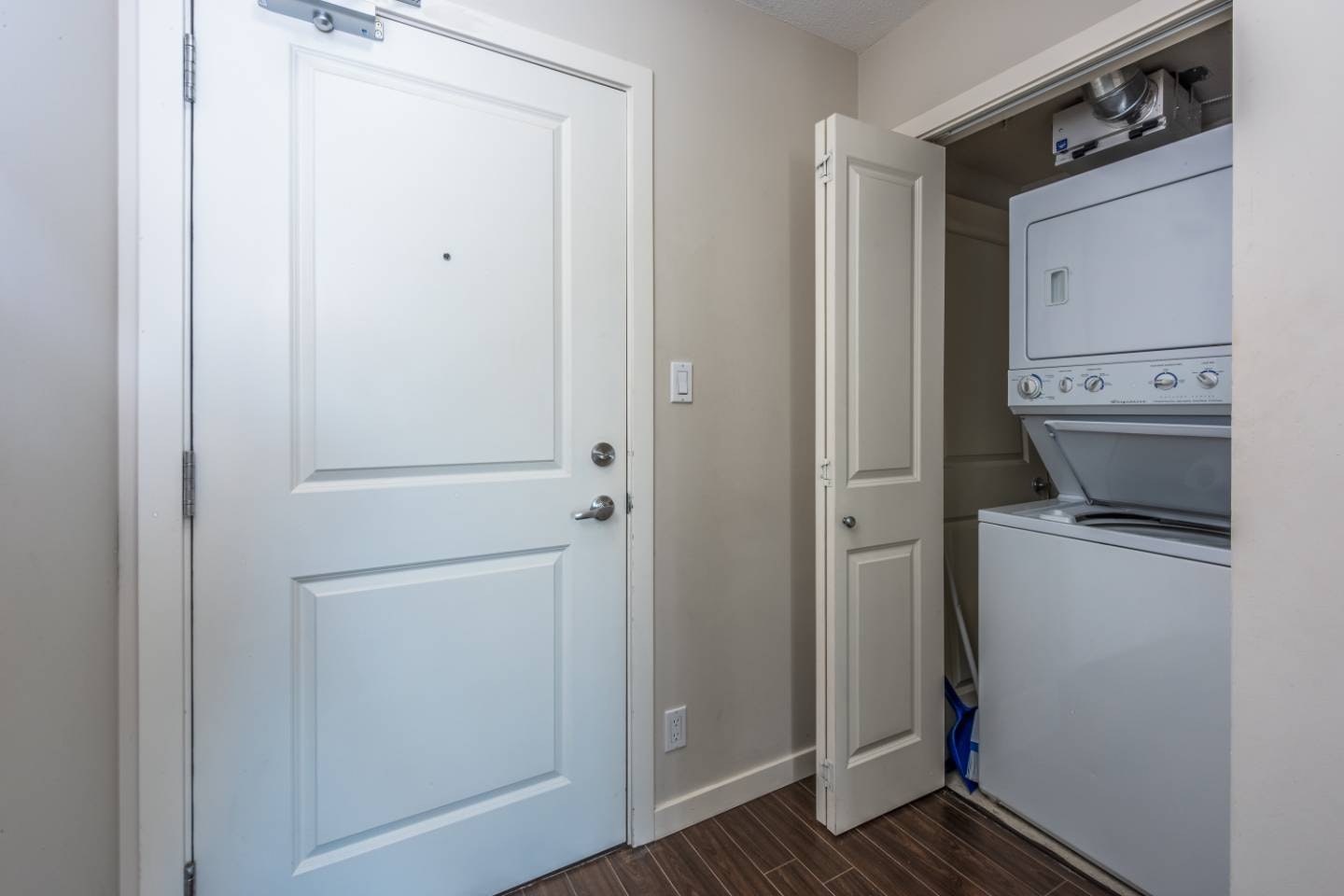 1503-1068 W Broadway, Vancouver, BC, V6H 0A7 - 4