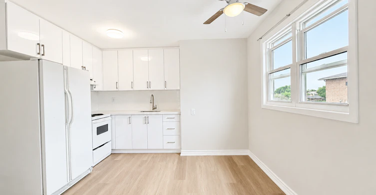 Unit 14-19 Empire Street, Welland, ON, L3B 2L3 - 2