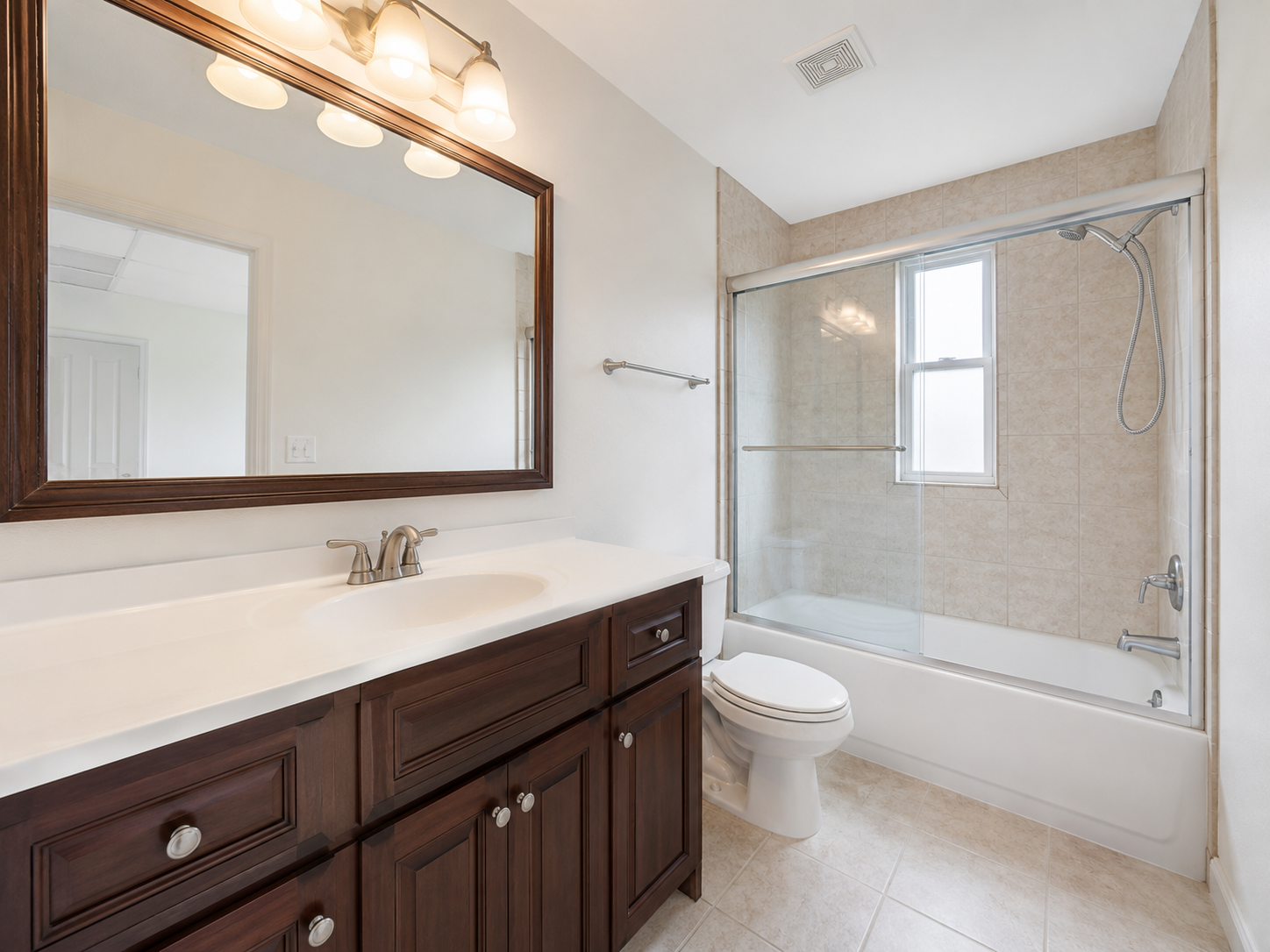 Unit 14-19 Empire Street, Welland, ON, L3B 2L3 - 14