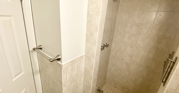 B3-284 Lawrence Avenue West, Toronto, ON, M5M 1B3 - 12