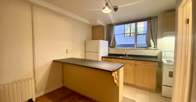 B3-284 Lawrence Avenue West, Toronto, ON, M5M 1B3 - 8