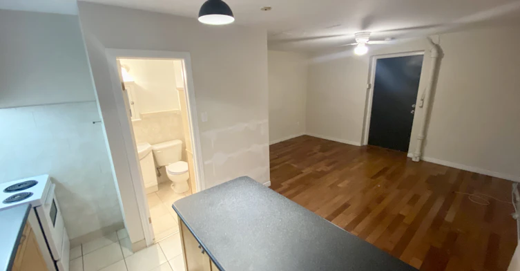 B3-284 Lawrence Avenue West, Toronto, ON, M5M 1B3 - 5