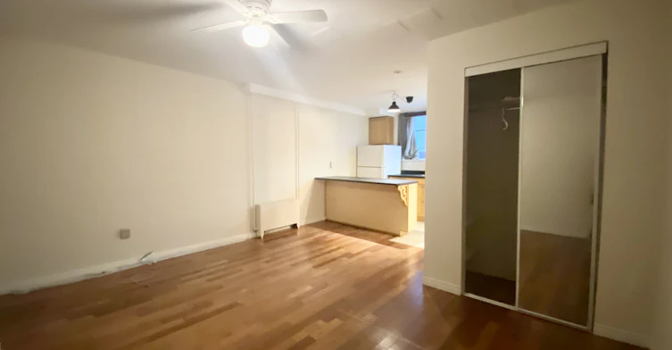 B3-284 Lawrence Avenue West, Toronto, ON, M5M 1B3 - 9