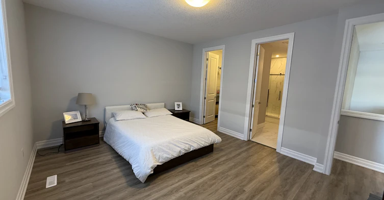 9861 Glendon Drive, Komoka, ON, N0L 1R0 - 11
