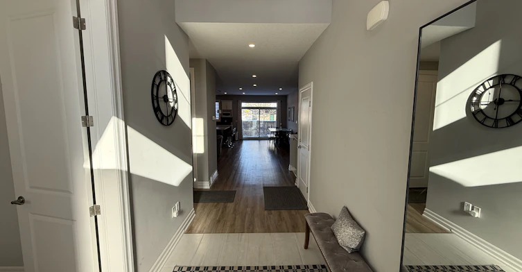9861 Glendon Drive, Komoka, ON, N0L 1R0 - 3