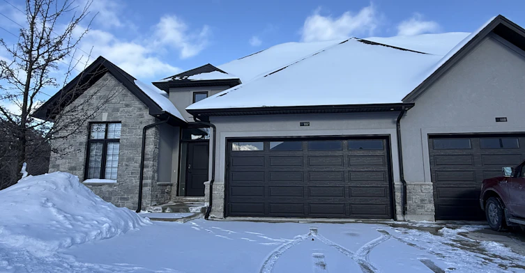 9861 Glendon Drive, Komoka, ON, N0L 1R0