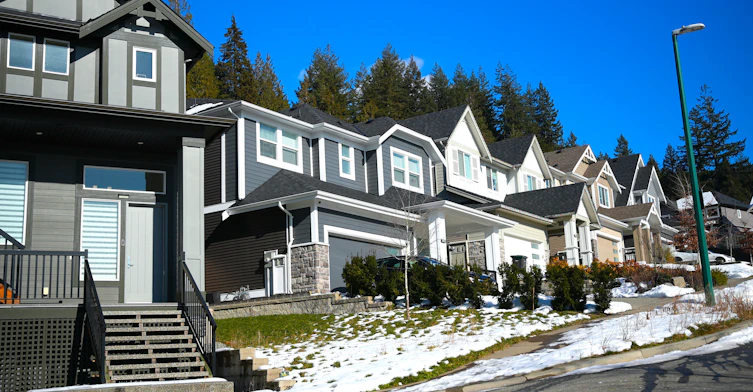 Main-3421 Hamber Court, Coquitlam, BC, V3E 0L2 - 32