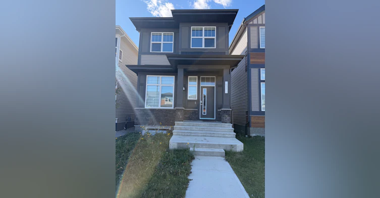 636 35th Street Southwest, Edmonton, AB, T6X 2Z1