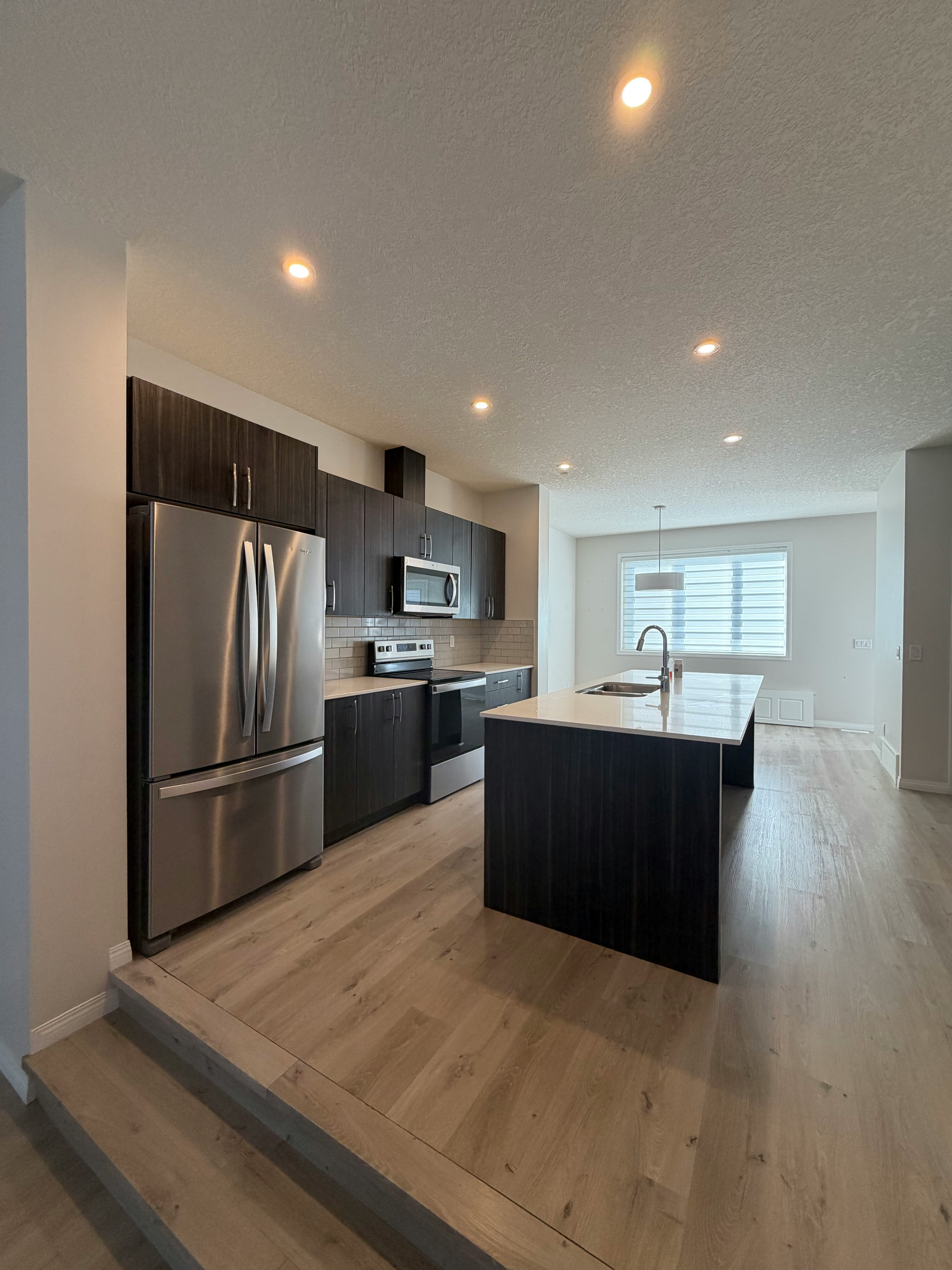636 35th Street Southwest, Edmonton, AB, T6X 2Z1 - 5
