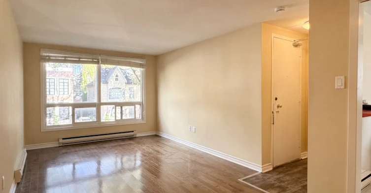 201-176 Howland Avenue, Toronto, ON, M5R 3B6 - 6