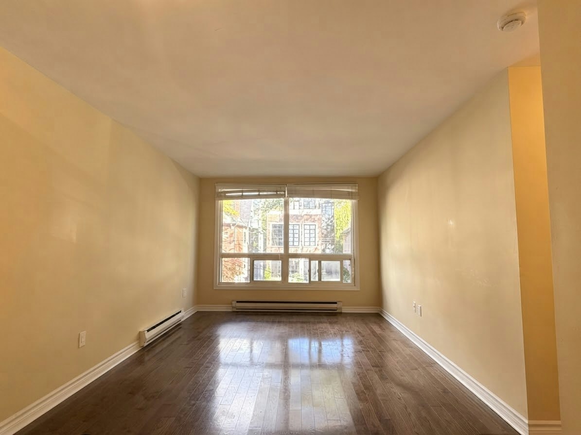 201-176 Howland Avenue, Toronto, ON, M5R 3B6 - 3