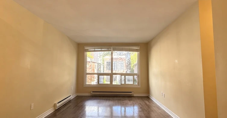 201-176 Howland Avenue, Toronto, ON, M5R 3B6 - 3