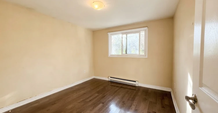 201-176 Howland Avenue, Toronto, ON, M5R 3B6 - 14