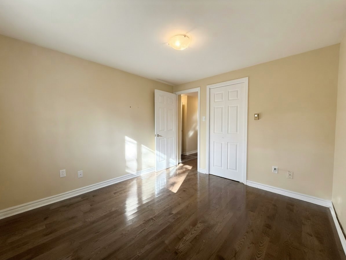 201-176 Howland Avenue, Toronto, ON, M5R 3B6 - 17
