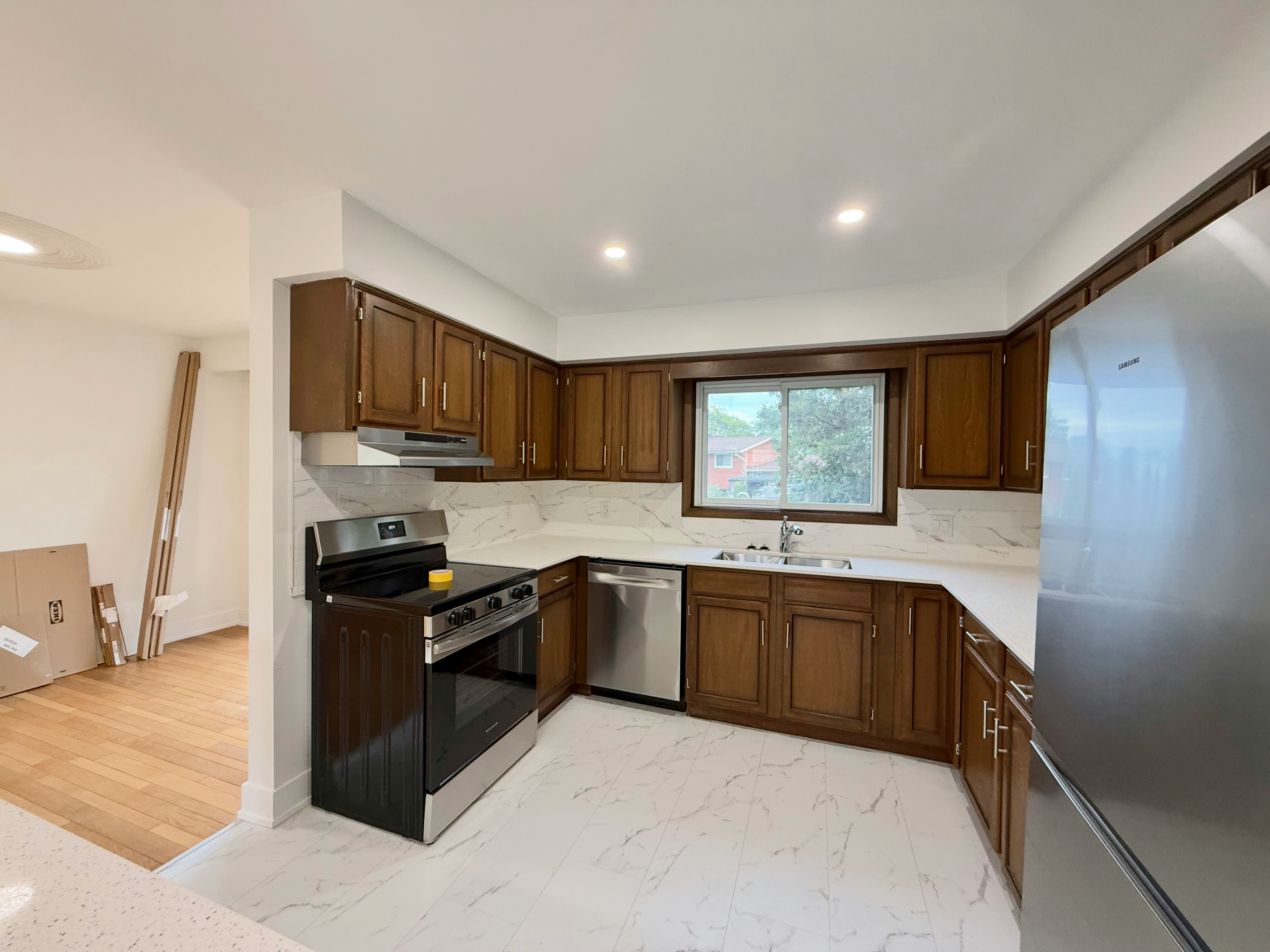 47 Sherwood Forest Trail, Welland, ON, L3C 5X7 - 9