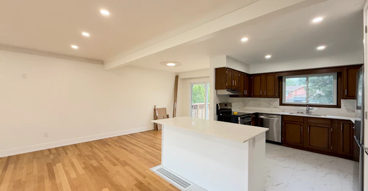 47 Sherwood Forest Trail, Welland, ON, L3C 5X7 - 2