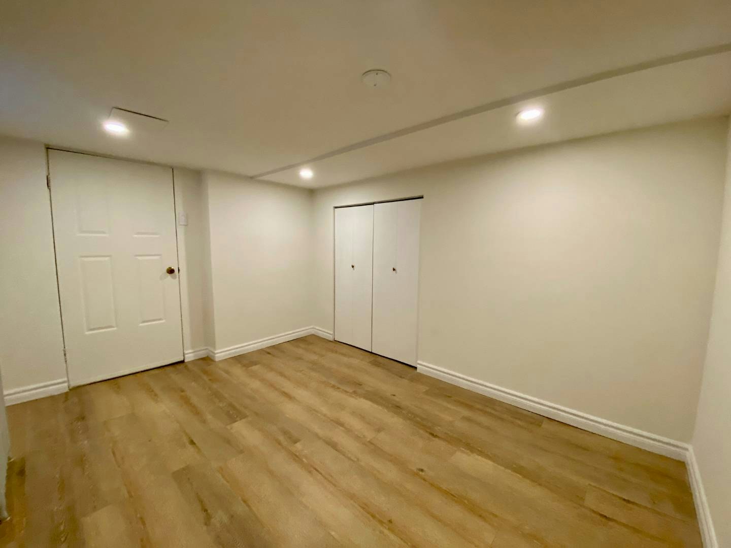 BSMT-38 Humberside Avenue, Toronto, ON, M6P 1J7 - 13