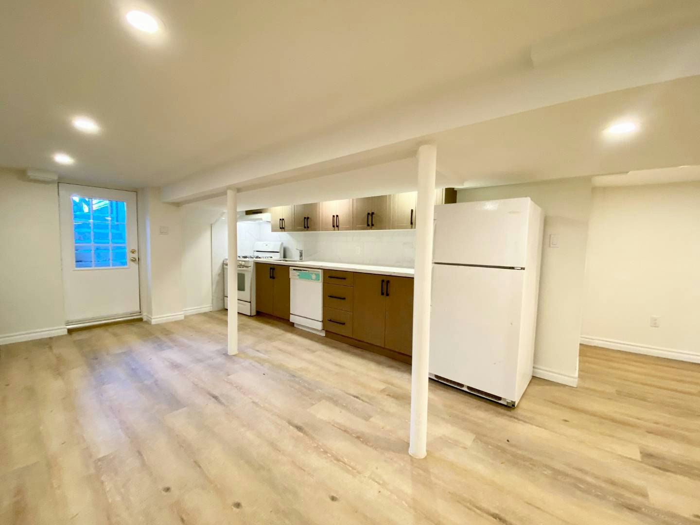 BSMT-38 Humberside Avenue, Toronto, ON, M6P 1J7
